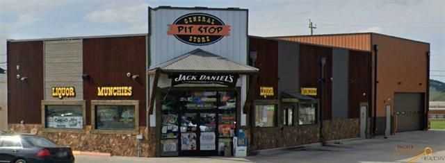 The Pit Stop: 8034 Stagestop Rd, Summerset, SD 57718